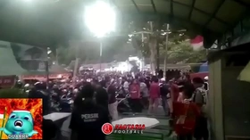 DUAR PENAMPAKAN SUPORTER DI DESA PENARI