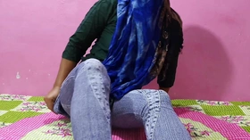 Sexy Desi Girl Sucking Boyfriend Dick classroom