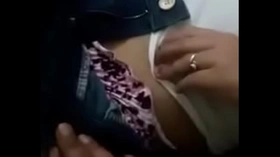Indian women live video leaked 4