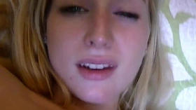 Busty girlfriend in pussy close up masturbation