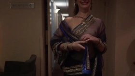 Indian Actress dare to walk naked in hotel with see through saree and guest see her