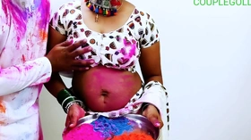 हैप्पी होली भाभी जी घर पर कोई नहीं है प्लीज चोदने दो ना प्लीज़